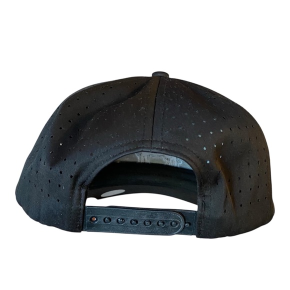 Waggle Golf Legendairy Snapback Hat Black Cow Graphic Lasercut Vents Performance - Picture 7 of 9